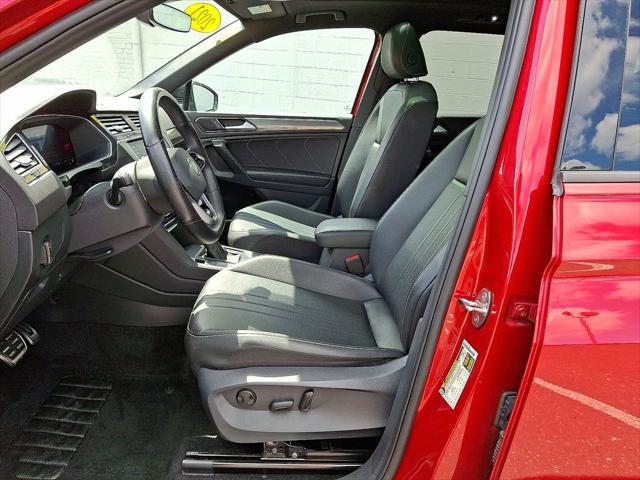 2024 Volkswagen Tiguan 2.0T SE R-Line Black