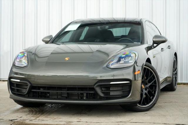 2022 Porsche Panamera E-Hybrid 4