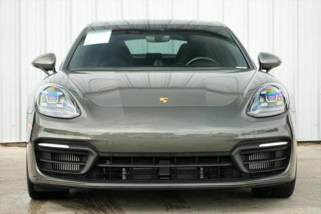 2022 Porsche Panamera E-Hybrid 4