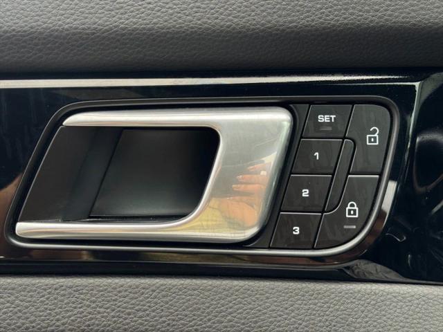 2022 Porsche Panamera E-Hybrid 4