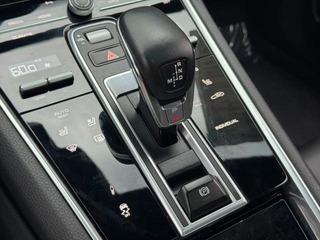 2022 Porsche Panamera E-Hybrid 4