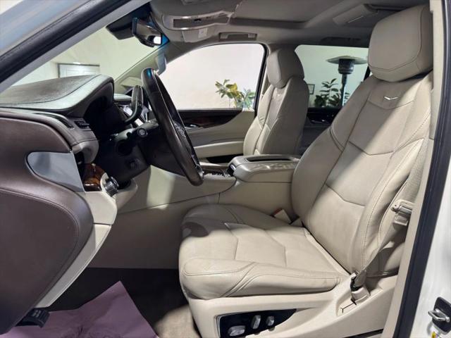 2015 Cadillac Escalade Luxury