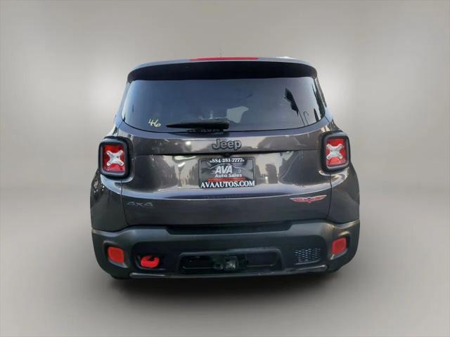 2016 Jeep Renegade Trailhawk