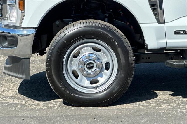 2025 Ford F-350 XL
