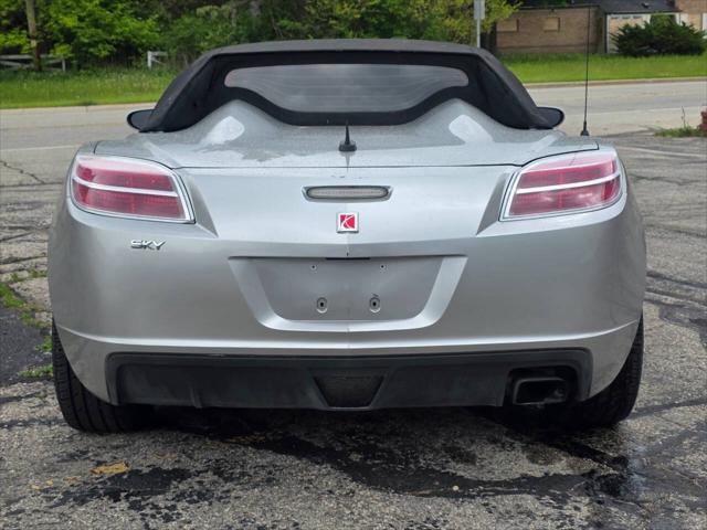 2009 Saturn Sky Base 2dr Convertible