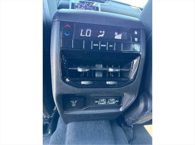 2024 Jeep Grand Cherokee L Altitude 4x4