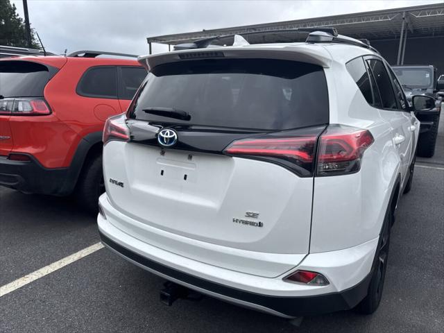 2017 Toyota RAV4 Hybrid SE