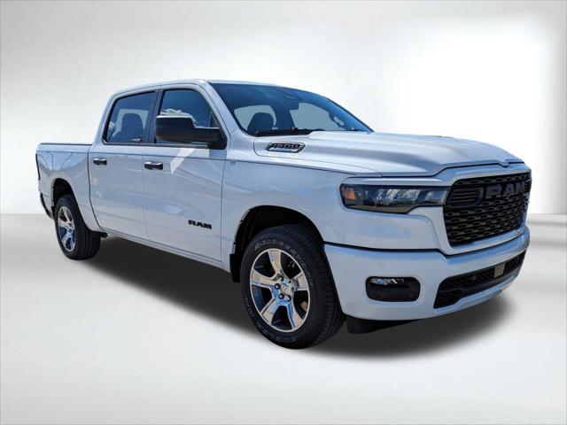 2025 RAM Ram 1500 RAM 1500 TRADESMAN CREW CAB 4X2 57 BOX 2025 RAM Ram 1500 RAM 1500 TRADESMAN CREW CAB 4X2 57 BOX