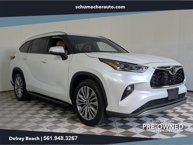 2022 Toyota Highlander Platinum