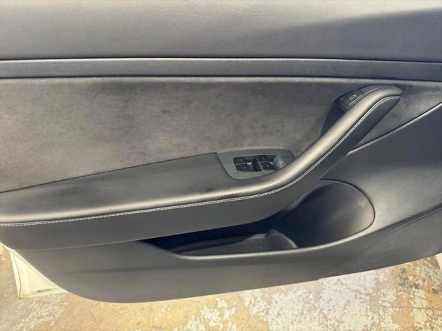 2021 Tesla Model 3 Standard Range Plus Rear-Wheel Drive