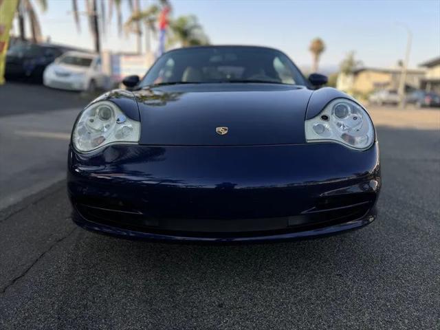 2003 Porsche 911 Carrera 4