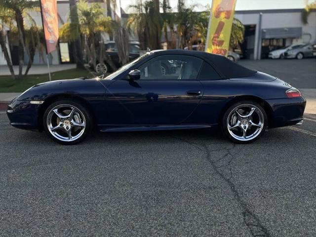 2003 Porsche 911 Carrera 4