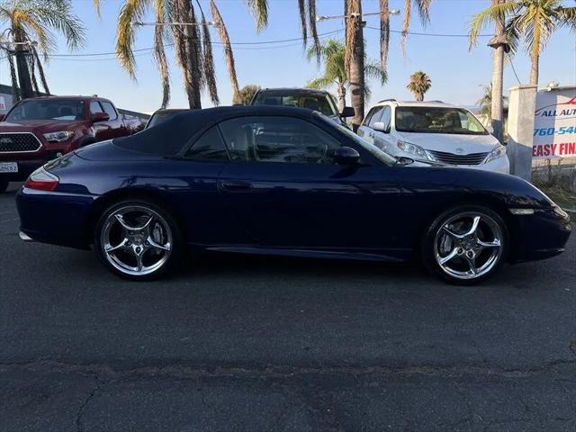 2003 Porsche 911 Carrera 4