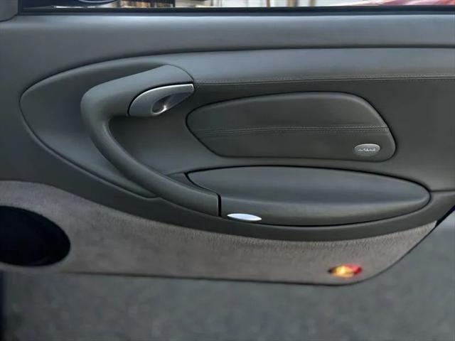2003 Porsche 911 Carrera 4