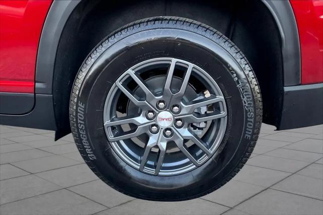 2026 GMC Acadia Elevation FWD
