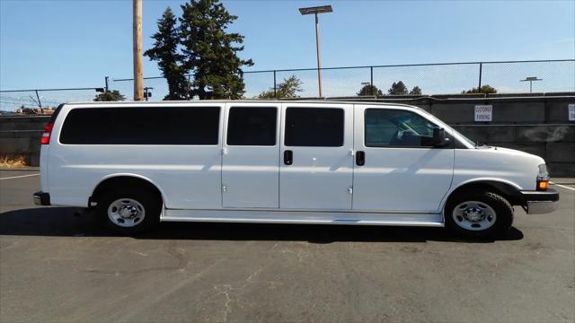 2016 Chevrolet Express LT