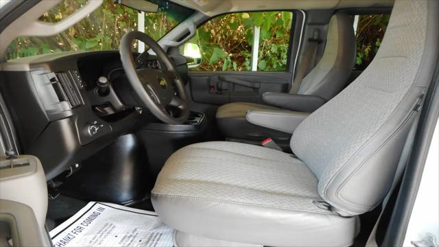2016 Chevrolet Express LT