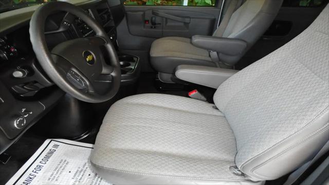 2016 Chevrolet Express LT