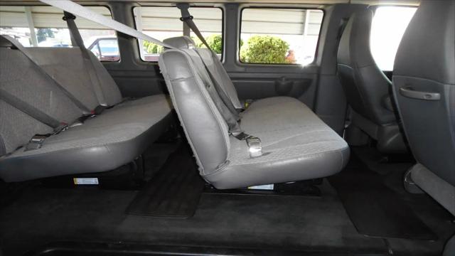 2016 Chevrolet Express LT