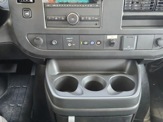 2025 Chevrolet Express Cutaway Work Van
