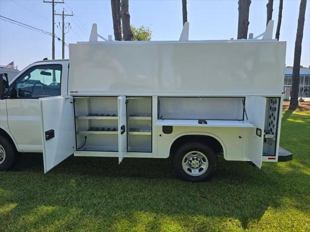 2025 Chevrolet Express Cutaway Work Van