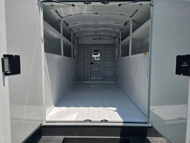 2025 Chevrolet Express Cutaway Work Van
