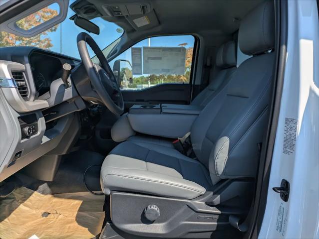 2025 Ford 600 XL