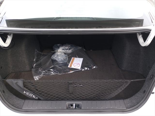 2025 Nissan Versa 1.6 SR