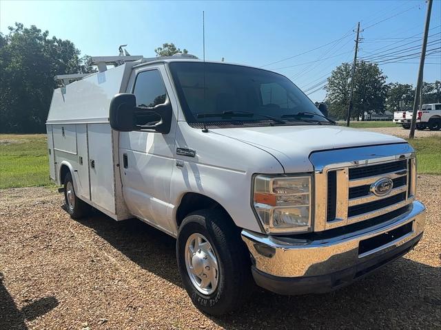 2012 Ford E-350 Cutaway CUTWY