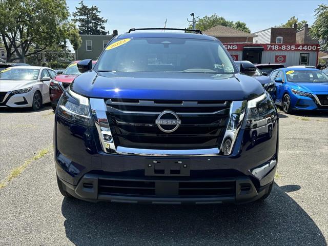 2022 Nissan Pathfinder SV 4WD [10]