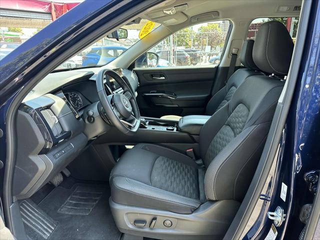 2022 Nissan Pathfinder SV 4WD [15]