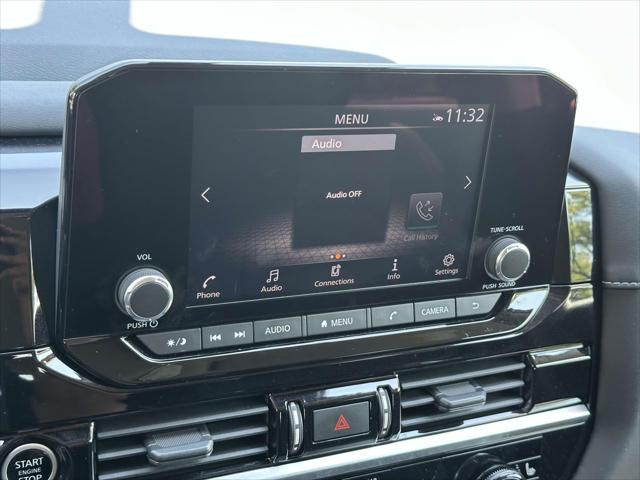 2022 Nissan Pathfinder SV 4WD [24]