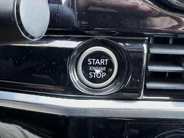 2022 Nissan Pathfinder SV 4WD [25]