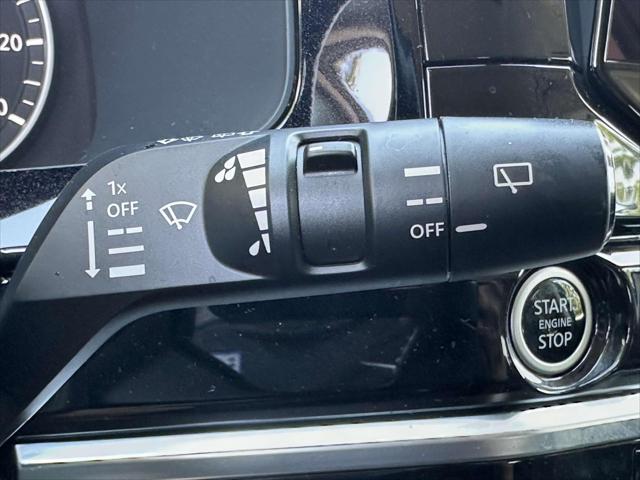 2022 Nissan Pathfinder SV 4WD [35]