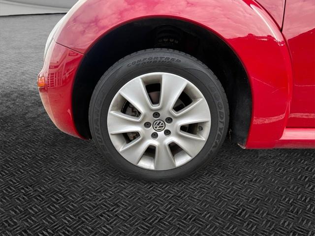 2008 Volkswagen New Beetle 2.5