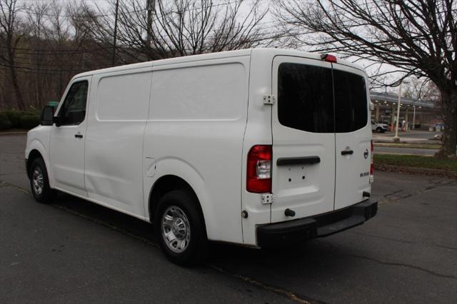 2021 Nissan 1500 SV Standard Roof V6