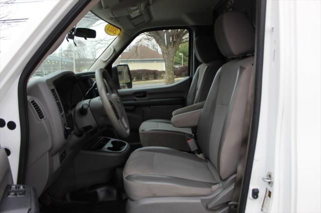 2021 Nissan 1500 SV Standard Roof V6