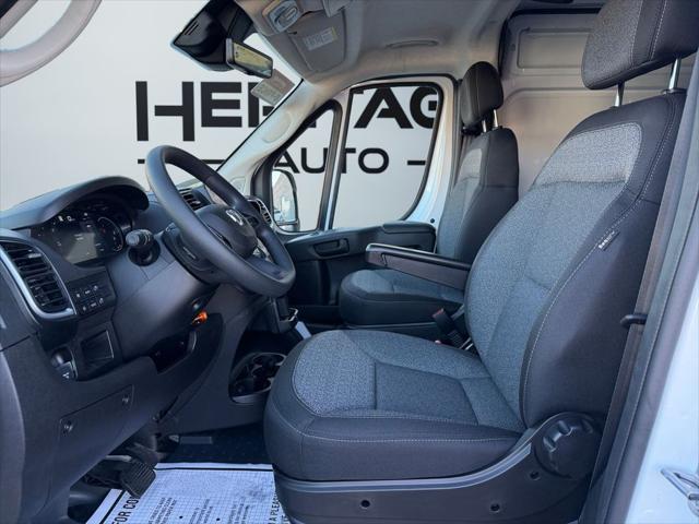 2026 Ram ProMaster Cargo Van SLT