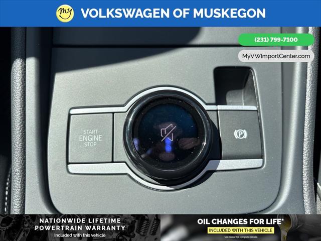 2025 Volkswagen Tiguan 2.0T SE