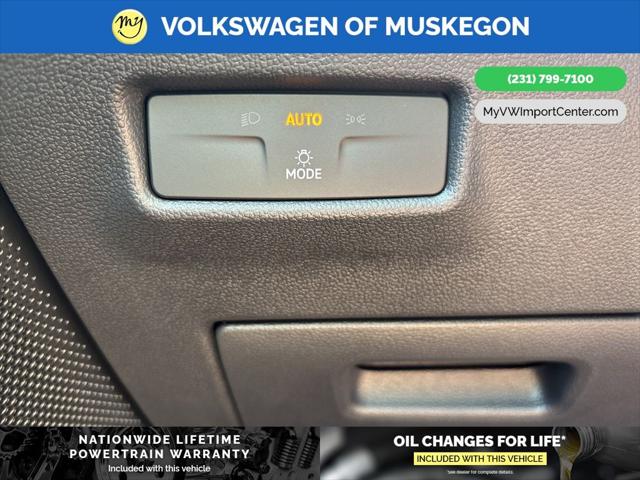 2025 Volkswagen Tiguan 2.0T SE