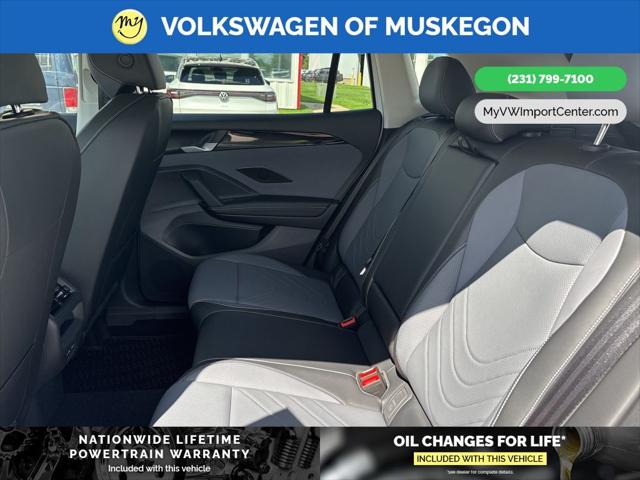 2025 Volkswagen Tiguan 2.0T SE