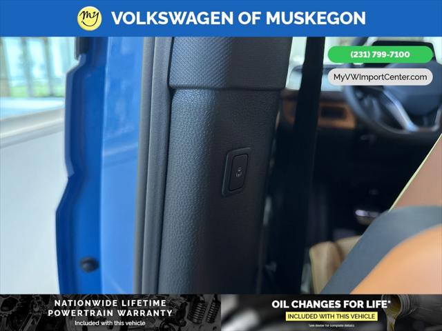 2025 Volkswagen ID. Buzz Pro S