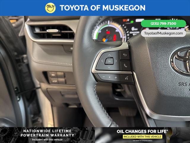 2025 Toyota Highlander Hybrid XLE
