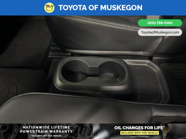 2025 Toyota Highlander Hybrid XLE