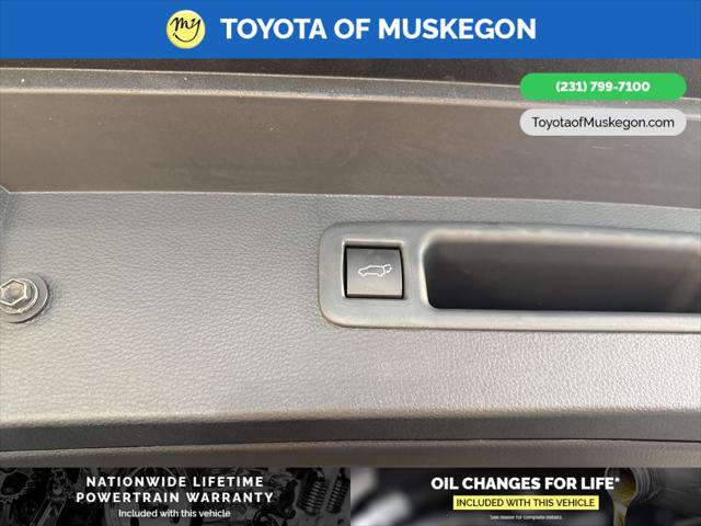2025 Toyota Highlander Hybrid XLE