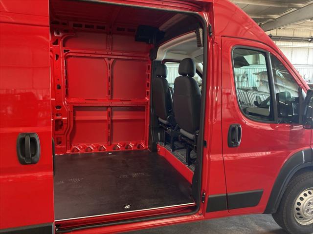 2026 Ram ProMaster Cargo Van Tradesman High Roof 159" WB w/Pass Seat