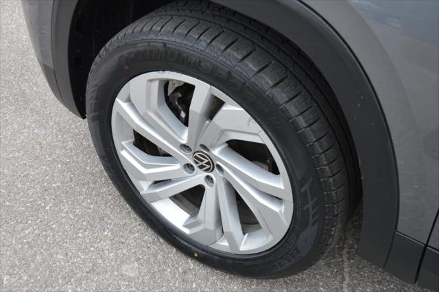 2022 Volkswagen Atlas 3.6L V6 SE w/Technology
