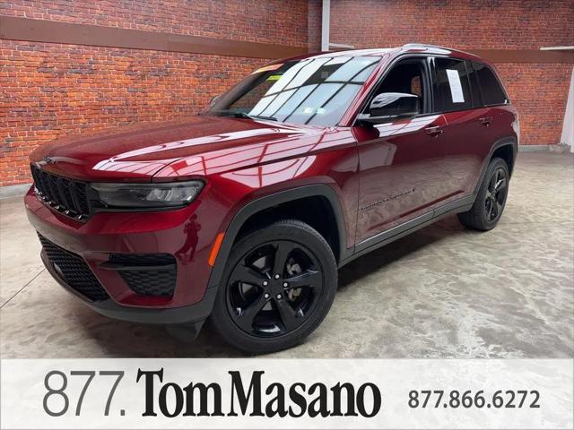 2022 Jeep Grand Cherokee Altitude 4x4 for sale in Reading, PA