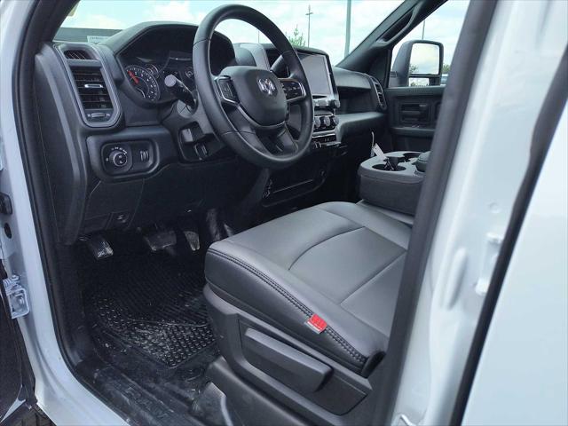 2026 RAM Ram 2500 RAM 2500 TRADESMAN CREW CAB 4X2 8 BOX