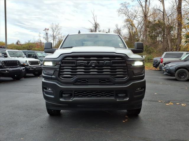 2026 RAM Ram 2500 RAM 2500 TRADESMAN CREW CAB 4X4 64 BOX